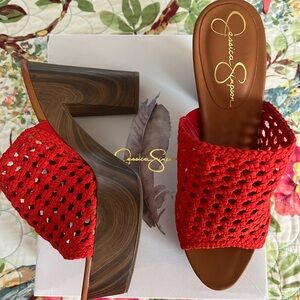 BNWT in box Jessica Simpson Shelbie sold out everywhere!